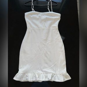 White mini dress. Size medium.